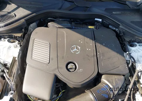 2025 Mercedes-Benz Glc 300 Suv z USA, uszkodzony, nr VIN W1NKM4GB7SF338323